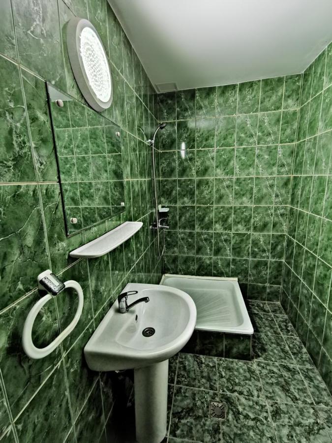 International Recola Motel Banesti Bagian luar foto